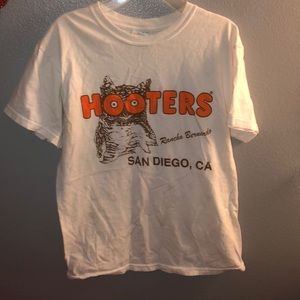 Hooters San Diego shirt